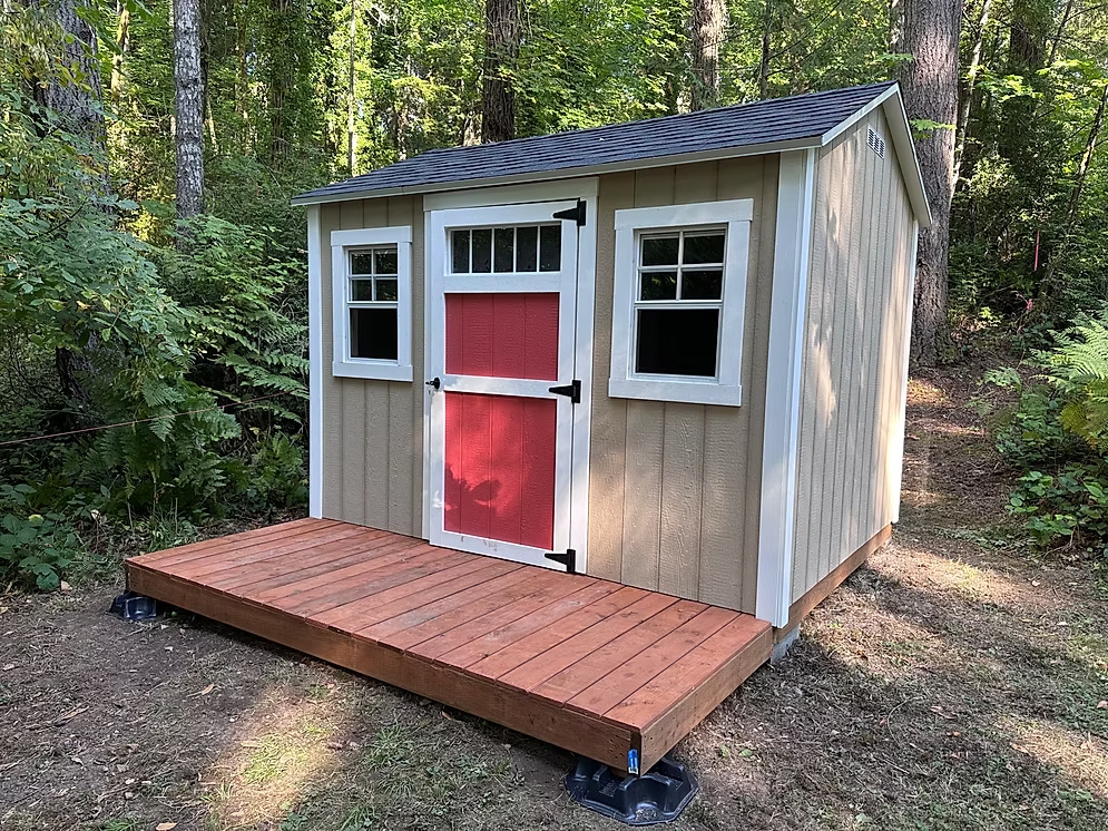 8x10 Shed with 36in door and wood deck